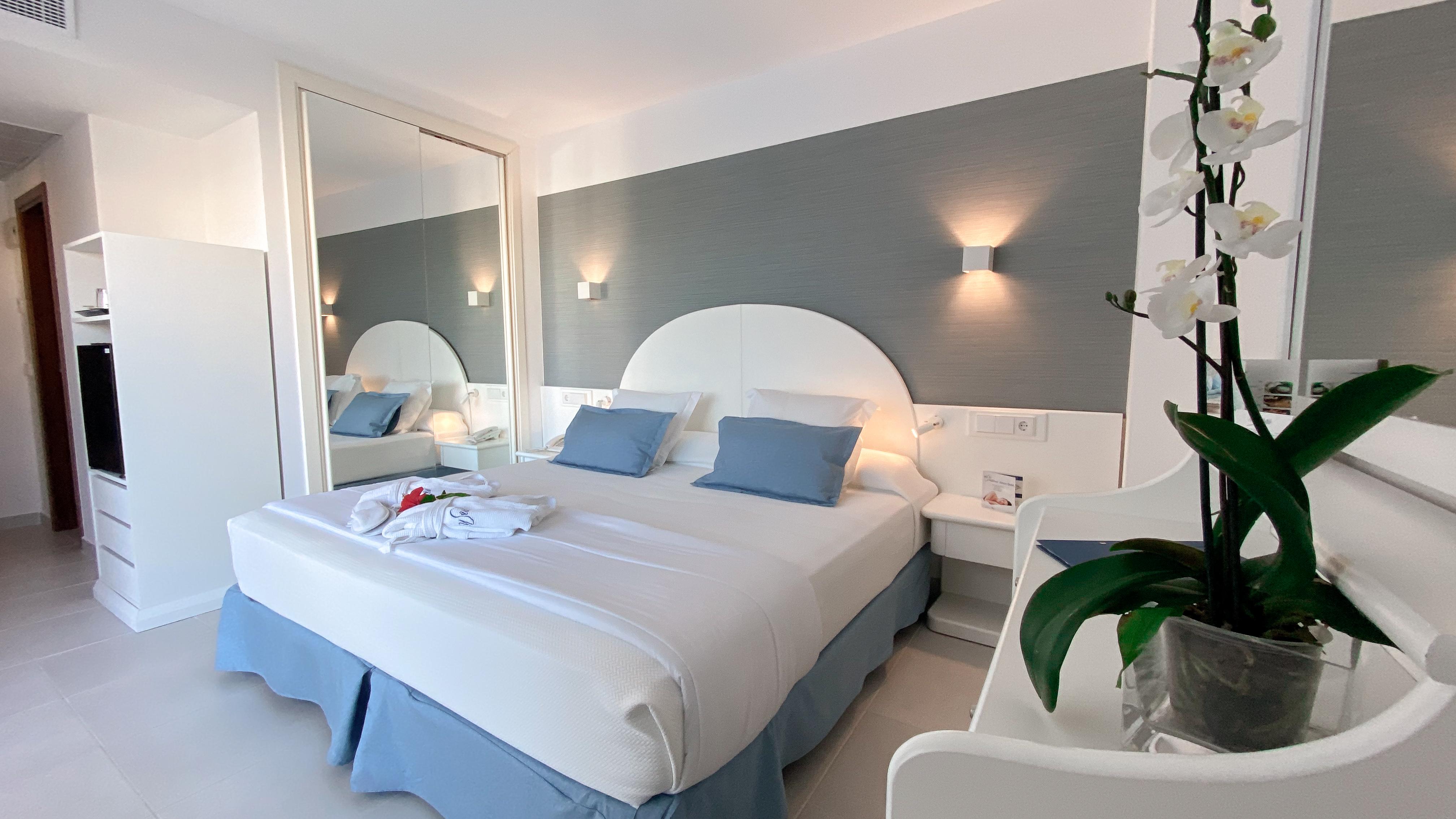 Reverence Life Hotel - Adults Only Санта-Понса Экстерьер фото
