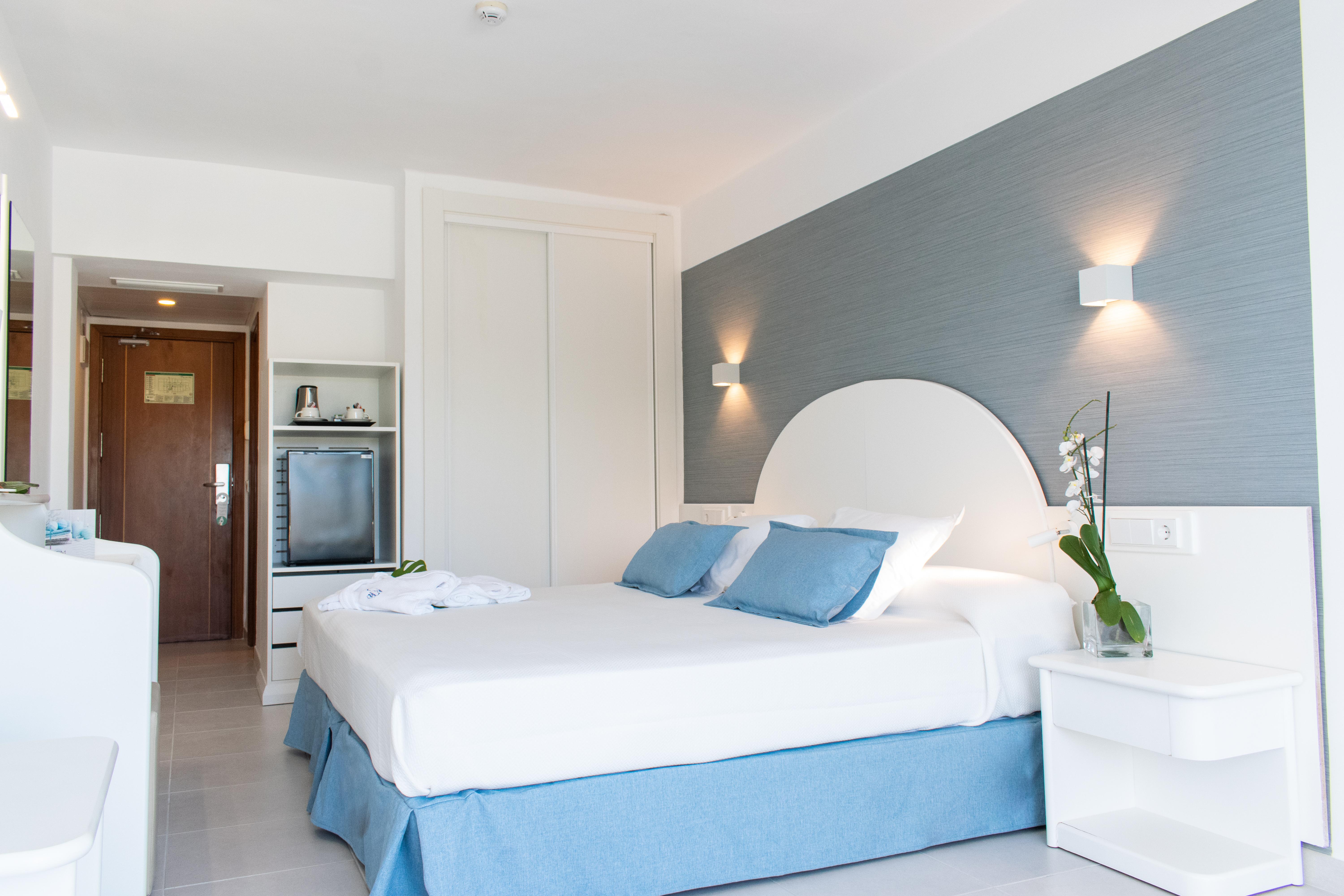 Reverence Life Hotel - Adults Only Санта-Понса Экстерьер фото