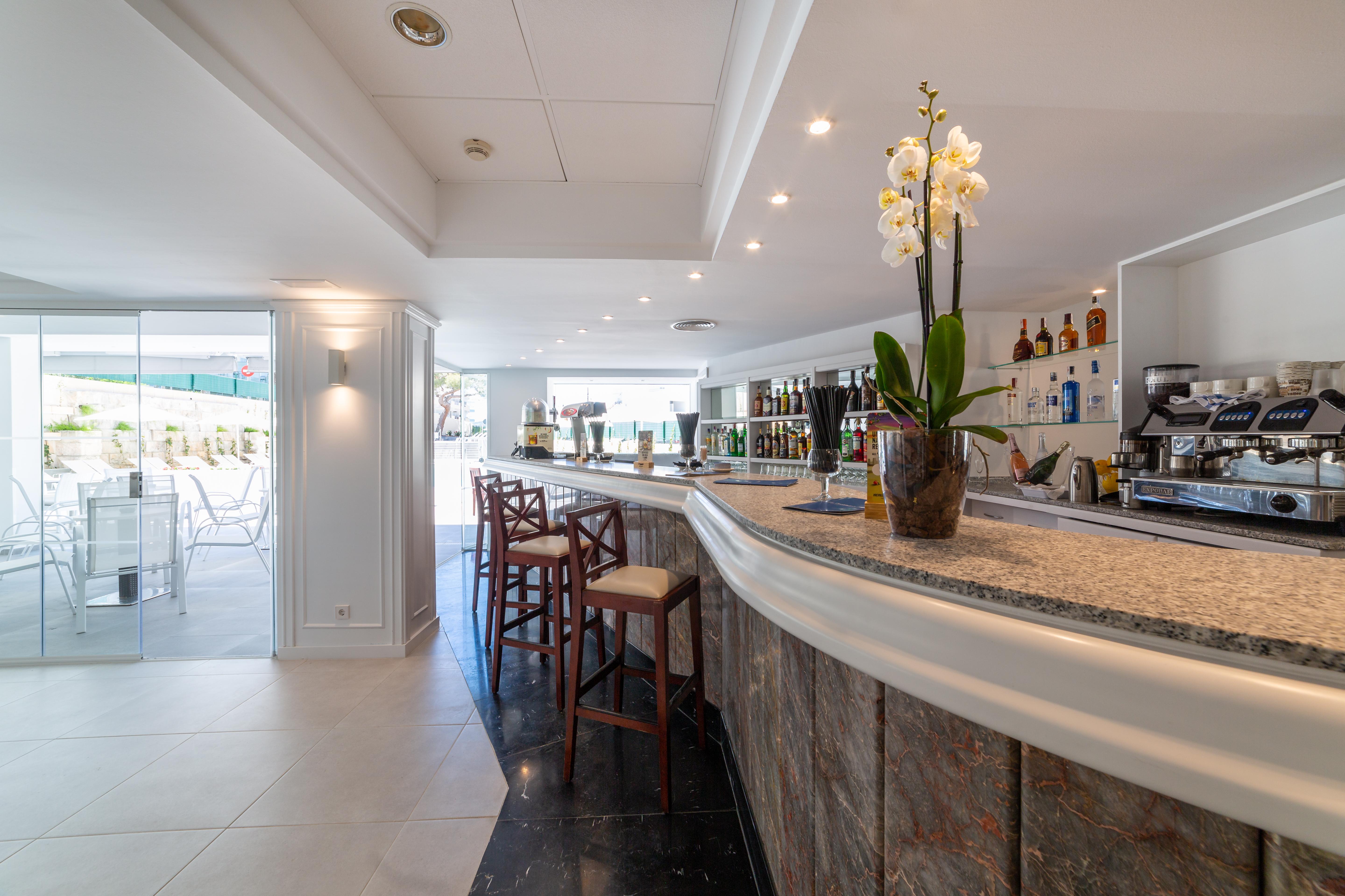 Reverence Life Hotel - Adults Only Санта-Понса Экстерьер фото