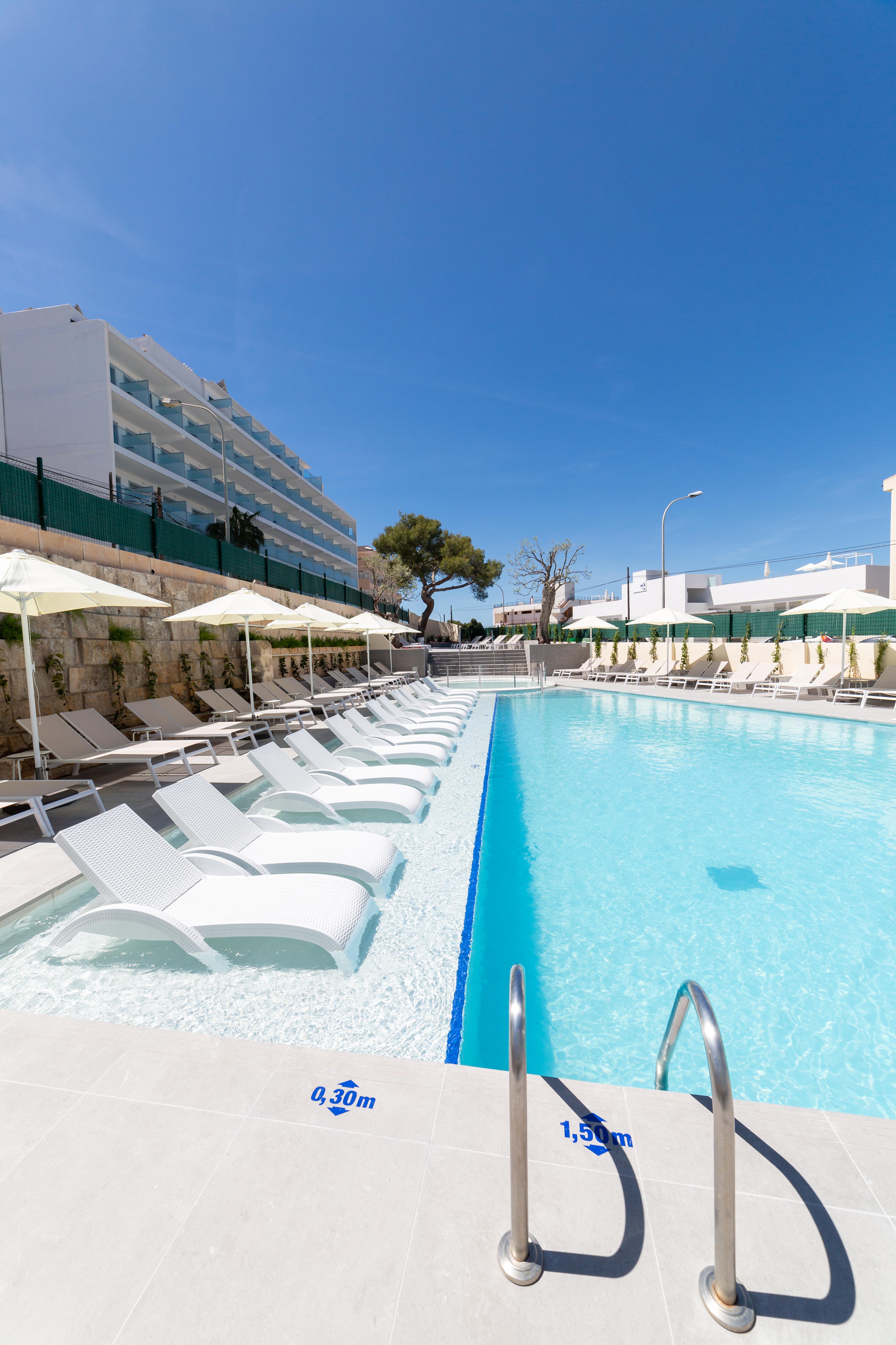 Reverence Life Hotel - Adults Only Санта-Понса Экстерьер фото