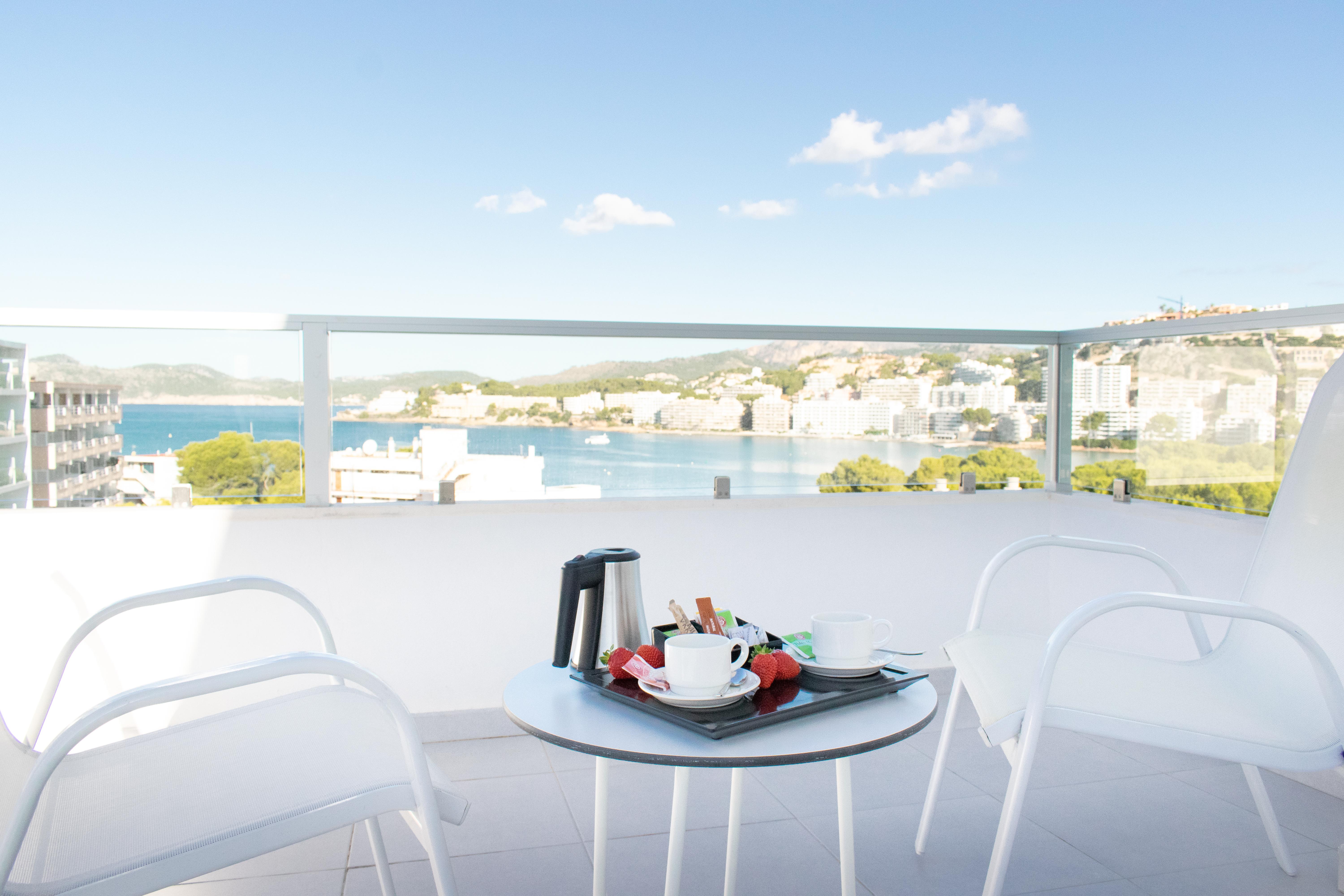 Reverence Life Hotel - Adults Only Санта-Понса Экстерьер фото